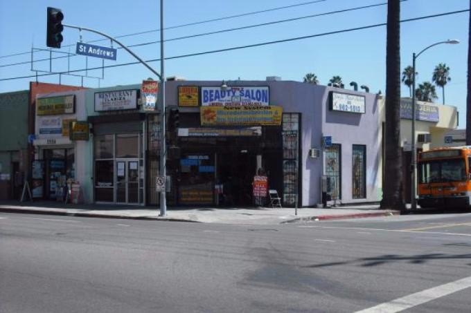 6 Unit Retail Space in Hollywood